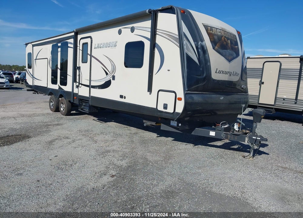 2017 FOREST RIVER LACROSS 330RST VIN: 5ZT2LCYB1HB008064