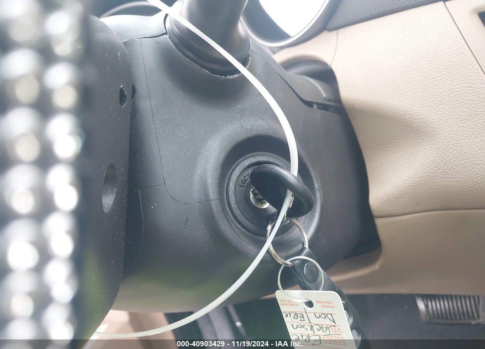 2013 HYUNDAI ELANTRA VIN: 5NPDH4AE6DH244420