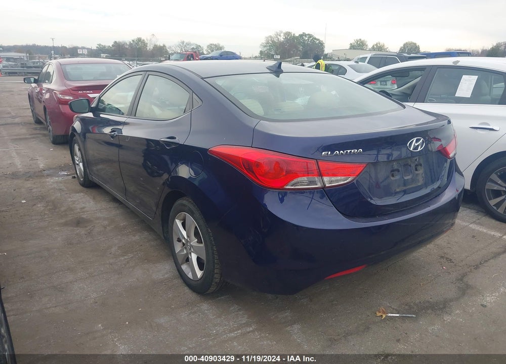 2013 HYUNDAI ELANTRA VIN: 5NPDH4AE6DH244420