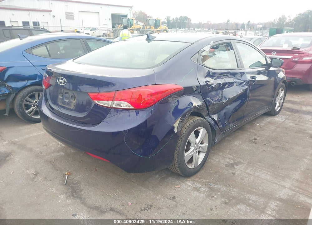 2013 HYUNDAI ELANTRA VIN: 5NPDH4AE6DH244420