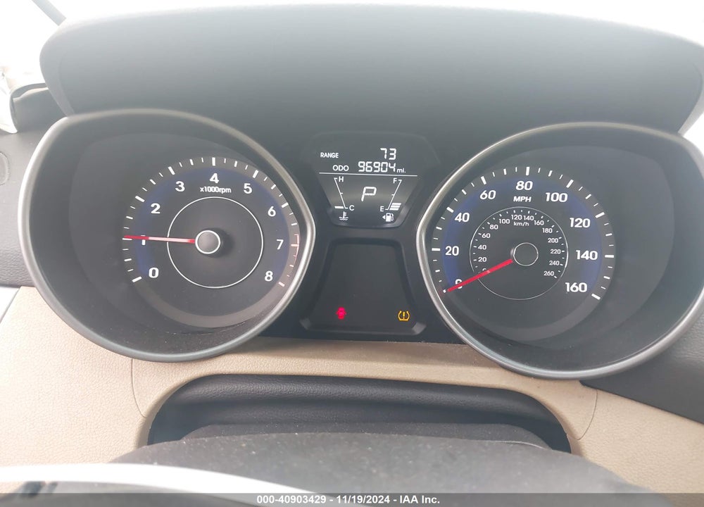 2013 HYUNDAI ELANTRA VIN: 5NPDH4AE6DH244420