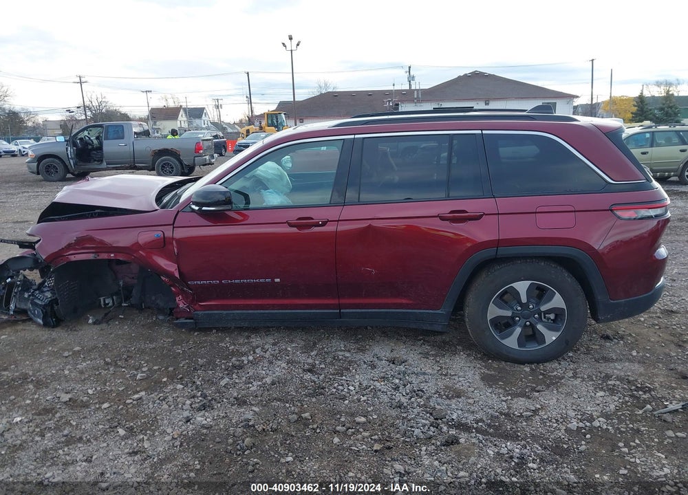 2024 JEEP GRAND CHEROKEE 4XE VIN: 1C4RJYB64RC120531