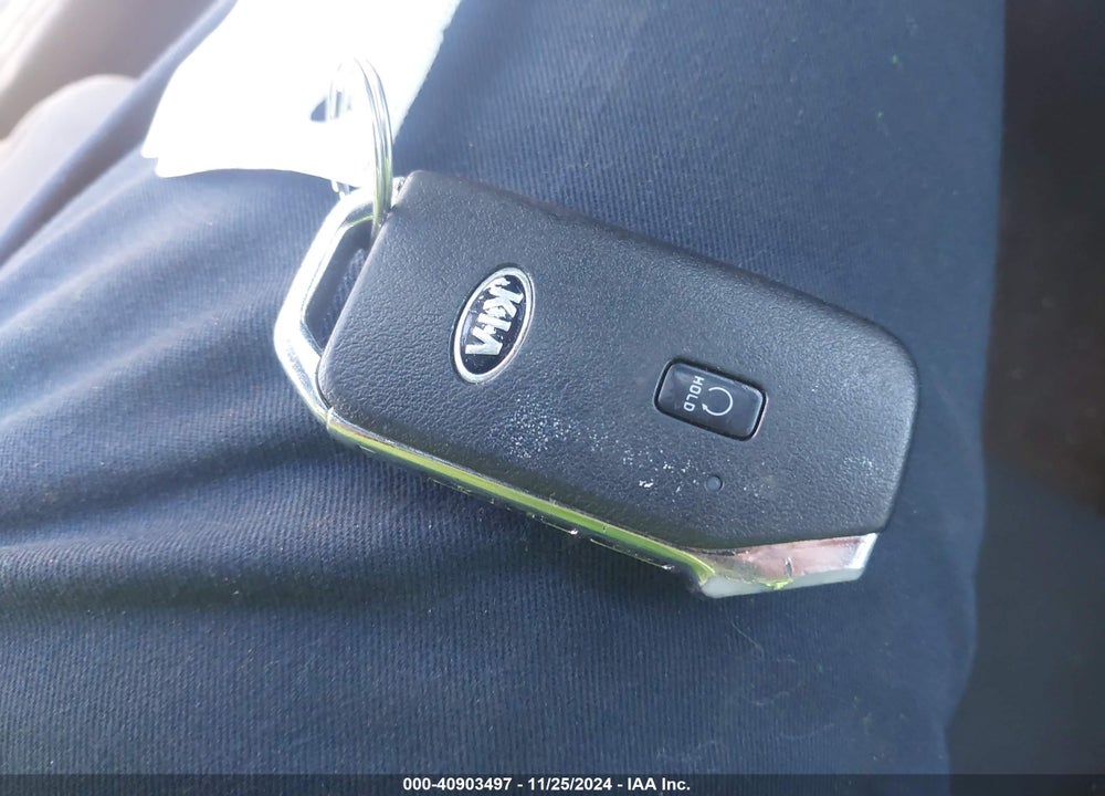 2021 KIA K5 VIN: 5XXG14J29MG040665