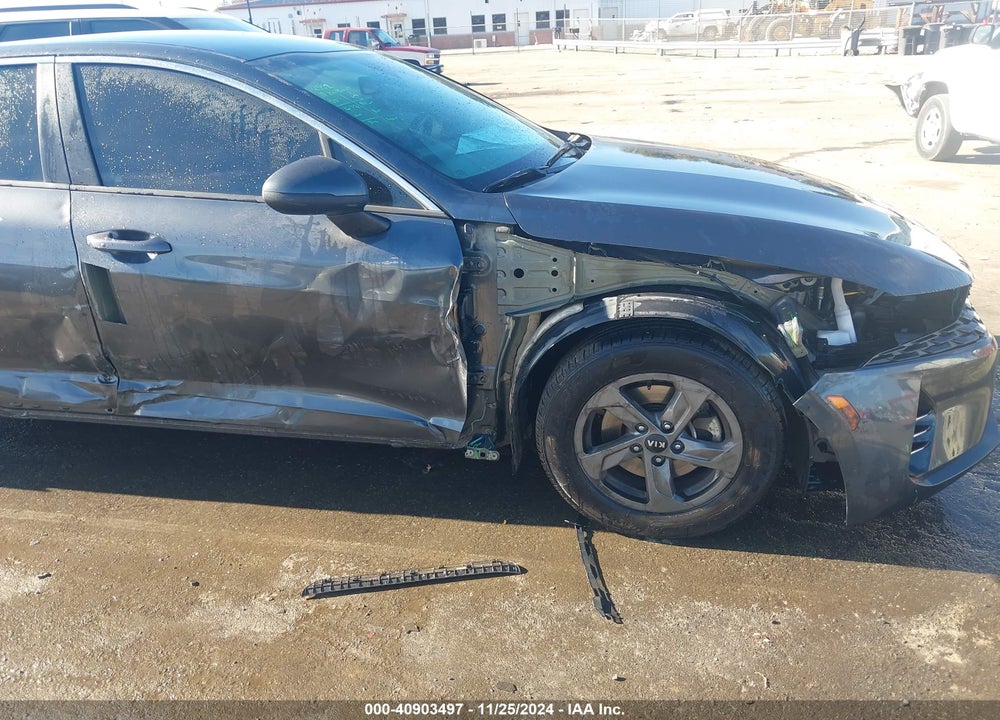 2021 KIA K5 VIN: 5XXG14J29MG040665