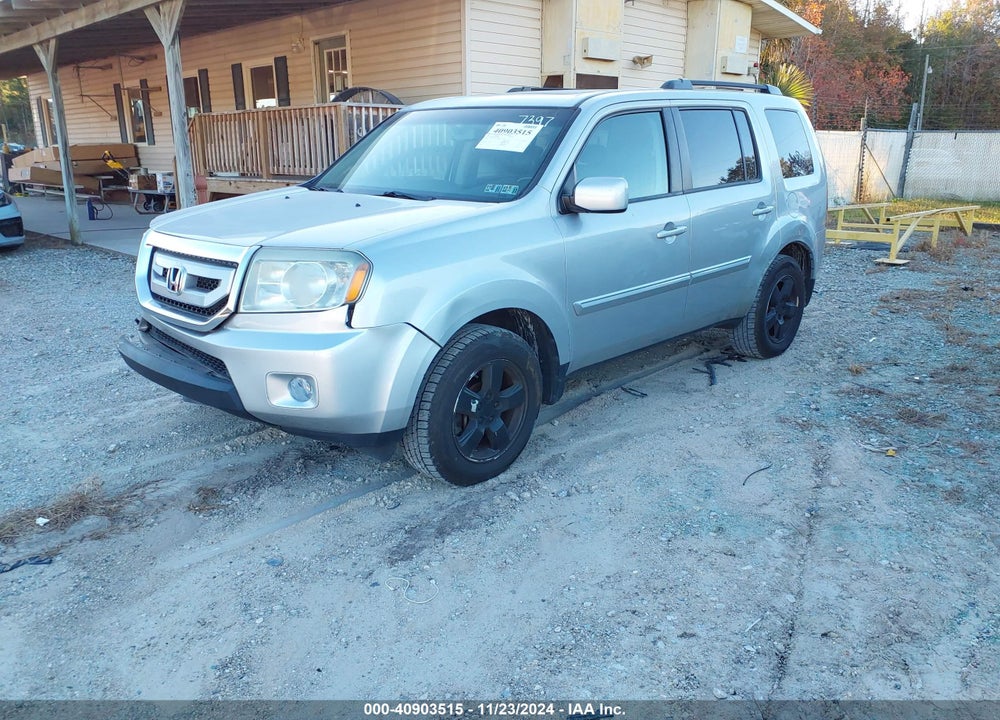 2011 HONDA PILOT EX-L VIN: 5FNYF4H52BB053294