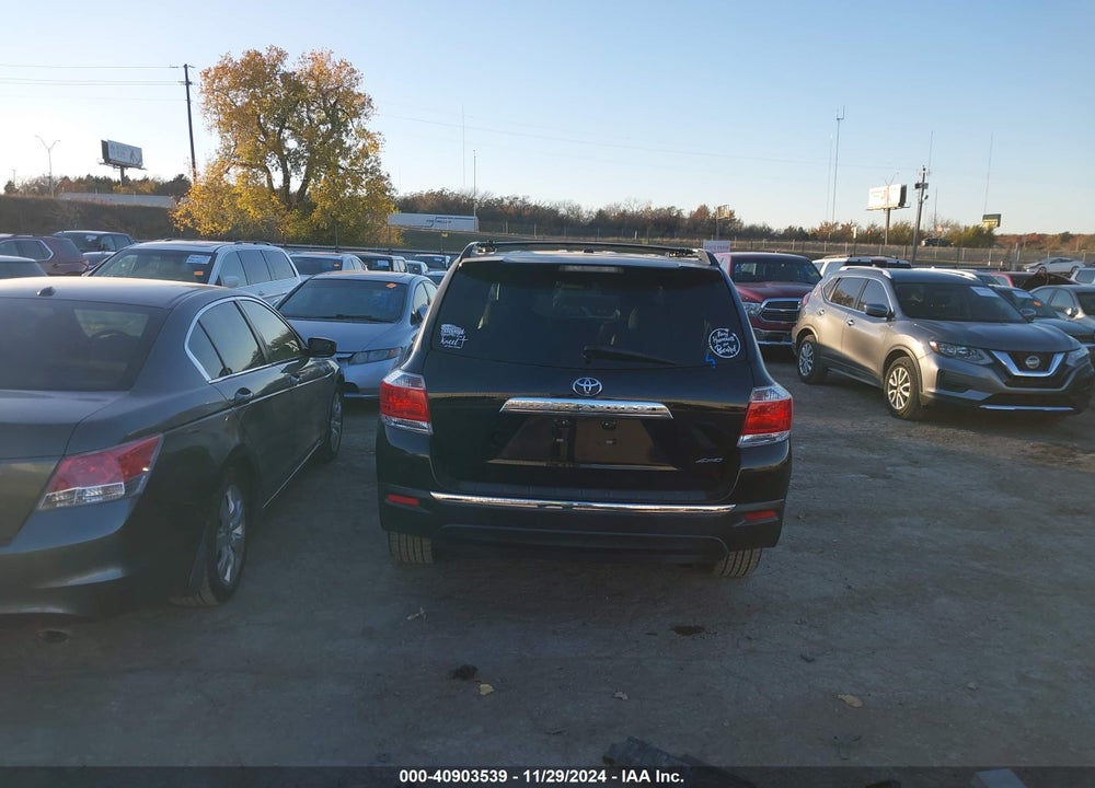 2013 TOYOTA HIGHLANDER LIMITED V6 VIN: 5TDDK3EH5DS201018