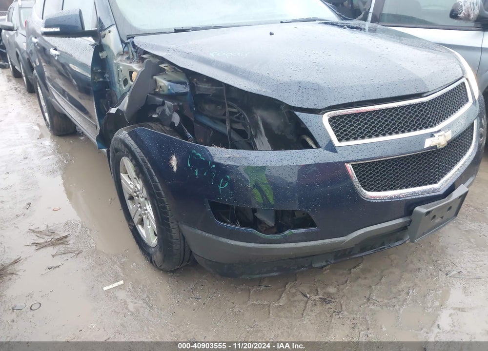 2011 CHEVROLET TRAVERSE 1LT VIN: 1GNKRGED9BJ379488