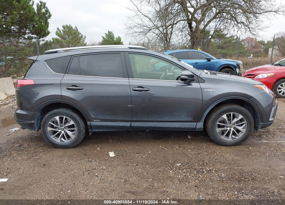 2018 TOYOTA RAV4 HYBRID XLE VIN: JTMRJREV9JD201726