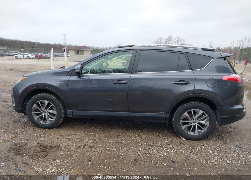 2018 TOYOTA RAV4 HYBRID XLE VIN: JTMRJREV9JD201726