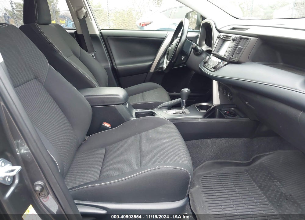 2018 TOYOTA RAV4 HYBRID XLE VIN: JTMRJREV9JD201726