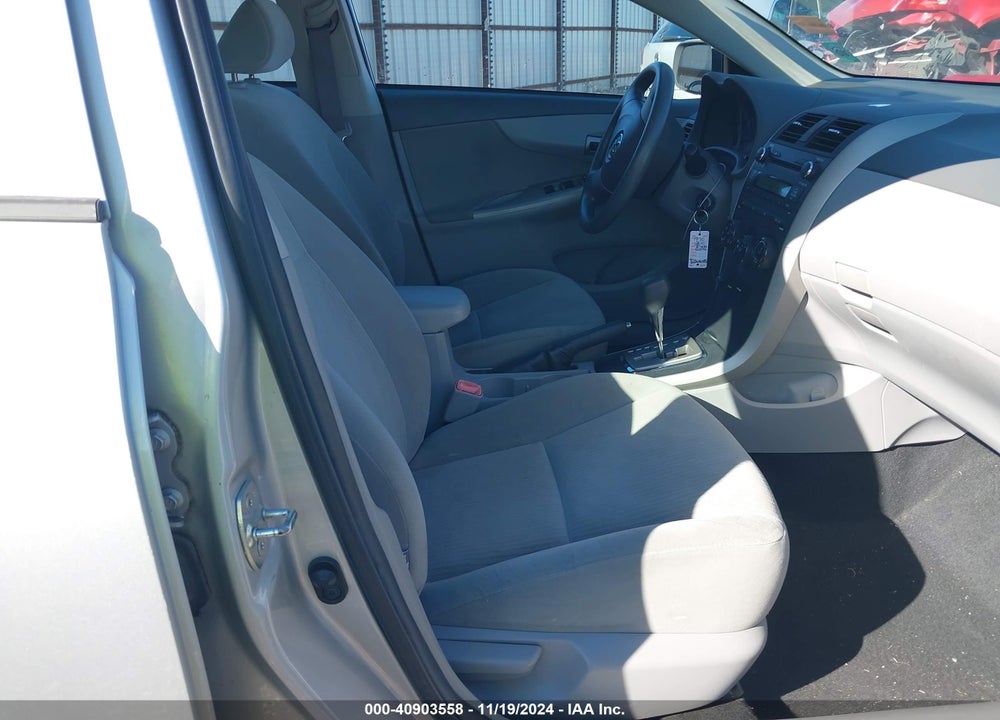 2010 TOYOTA COROLLA LE VIN: 1NXBU4EE0AZ170888