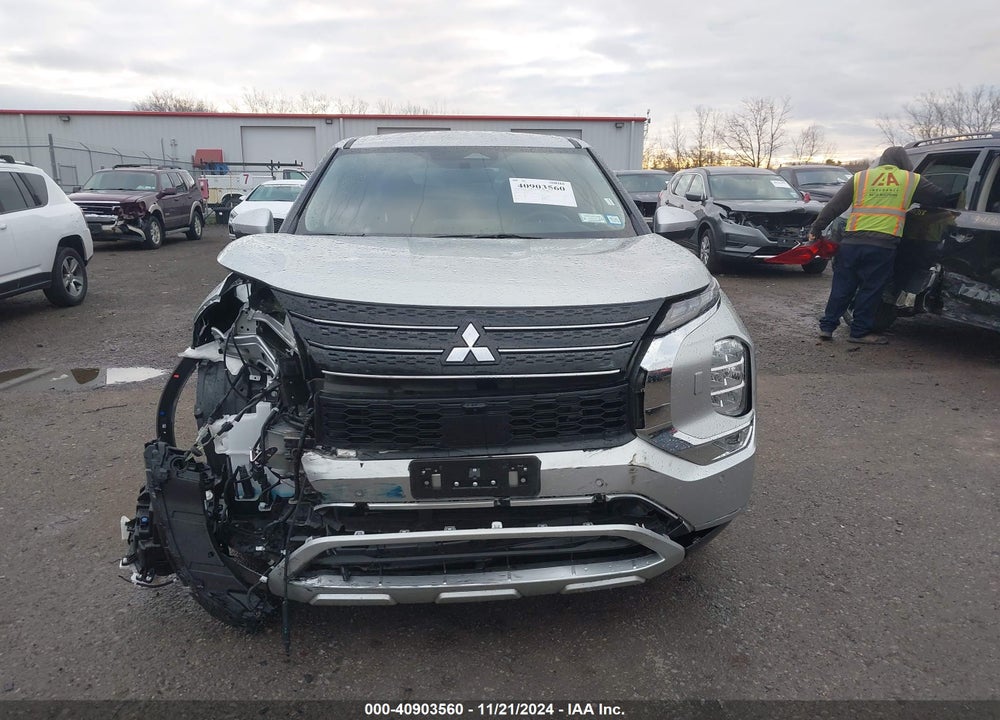 2024 MITSUBISHI OUTLANDER SE 2.5 /SE BLACK EDITION /SE BLACK EDITION W/PANO ROOF /SE RALLIART VIN: JA4J4VA86RZ061253