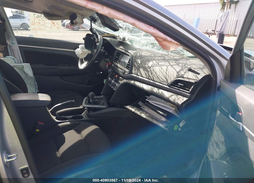 2020 HYUNDAI ELANTRA VIN: KMHD84LF3LU929545