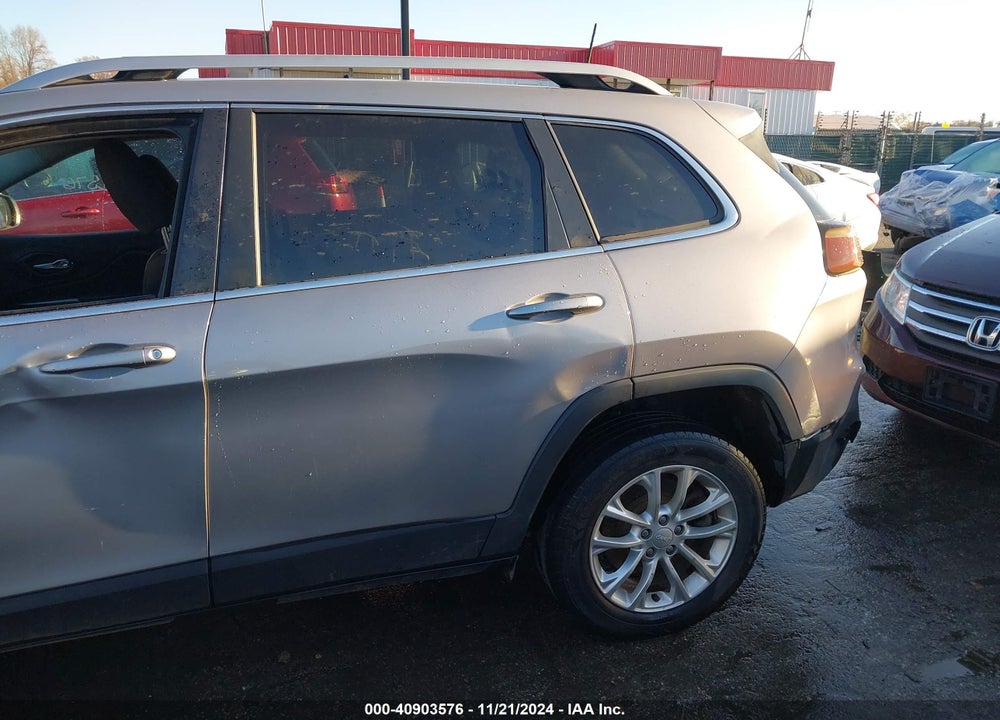 2019 JEEP CHEROKEE LATITUDE 4X4 VIN: 1C4PJMCB2KD141339