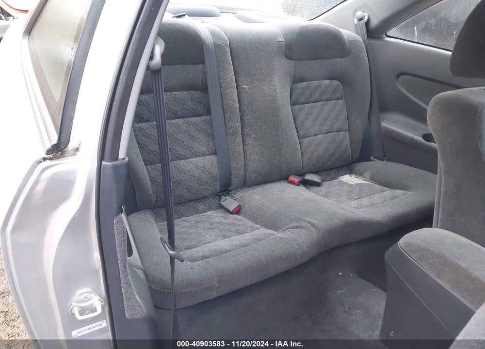 2001 HONDA ACCORD 3.0 LX VIN: 1HGCG22401A035526