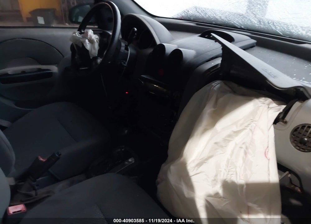 2004 CHEVROLET AVEO LS VIN: KL1TJ62624B213919
