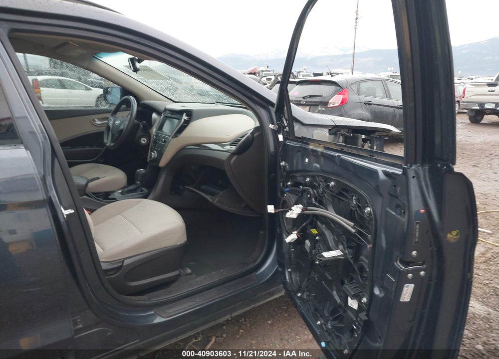 2017 HYUNDAI SANTA FE SPORT 2.4L VIN: 5NMZU3LB9HH022309