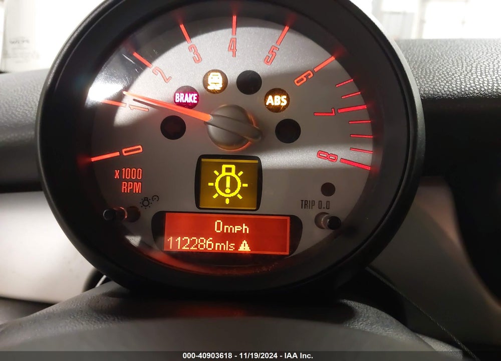 2011 MINI COOPER VIN: WMWSU3C53BT099059