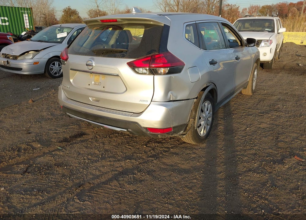 2018 NISSAN ROGUE S VIN: JN8AT2MV7JW308962