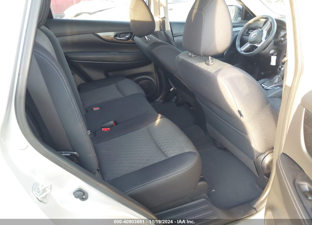 2018 NISSAN ROGUE S VIN: JN8AT2MV7JW308962