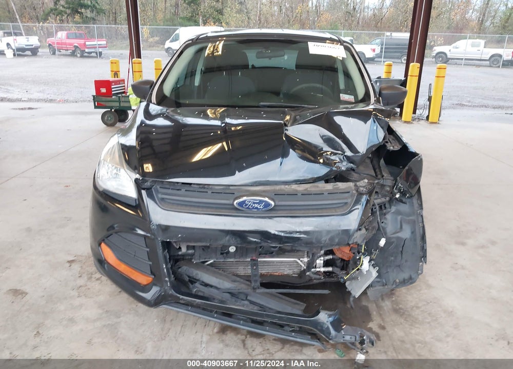 2013 FORD ESCAPE S VIN: 1FMCU0F71DUA20693