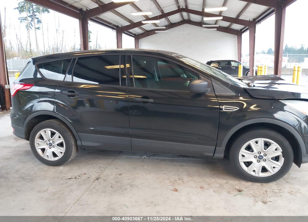2013 FORD ESCAPE S VIN: 1FMCU0F71DUA20693