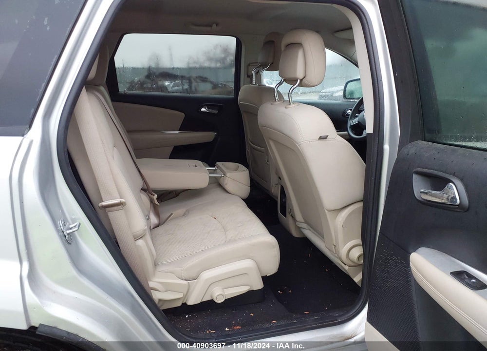 2011 DODGE JOURNEY MAINSTREET VIN: 3D4PG1FG5BT559461