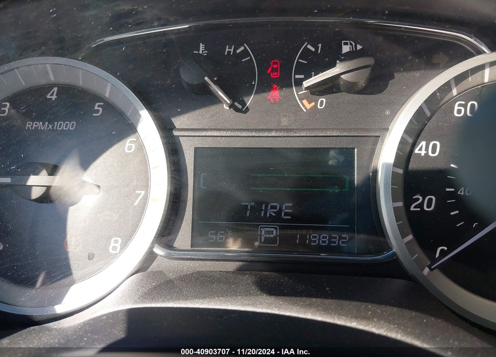 2015 NISSAN SENTRA SV VIN: 3N1AB7APXFY340616