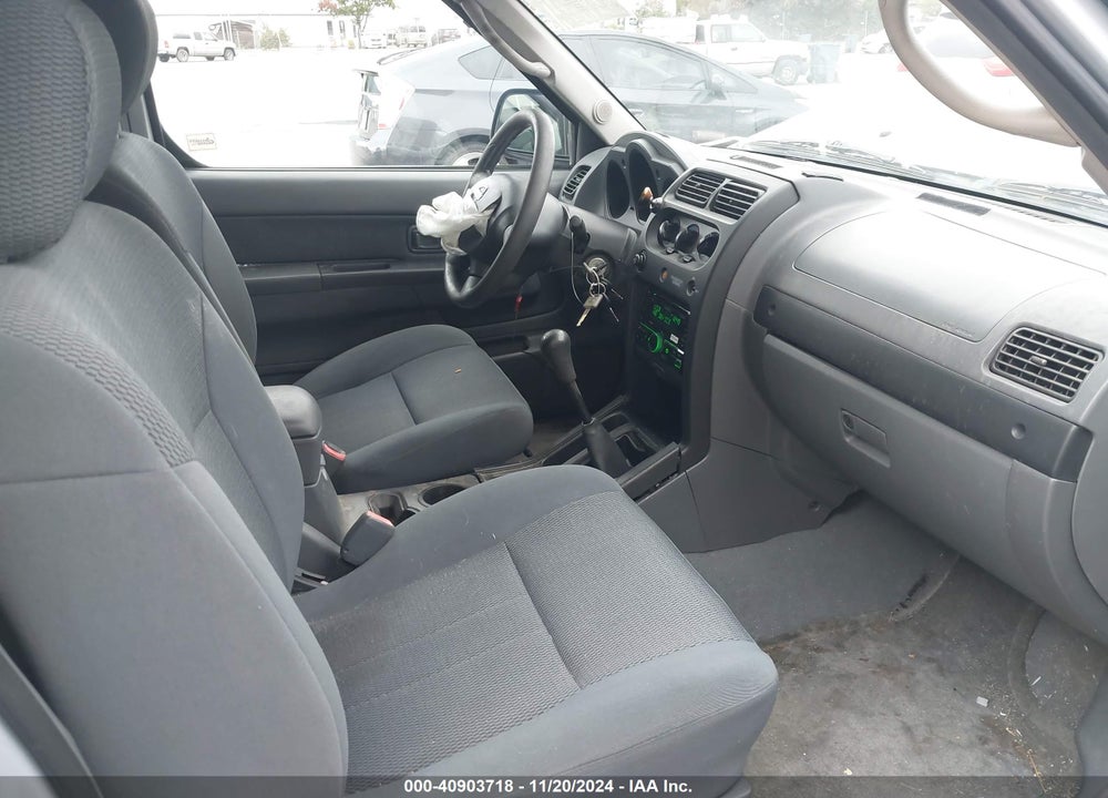 2004 NISSAN FRONTIER XE VIN: 1N6DD26T54C461313