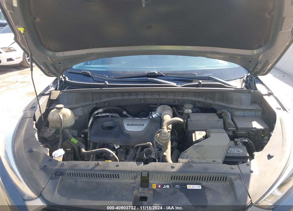 2017 HYUNDAI TUCSON VALUE VIN: KM8J33A22HU562799