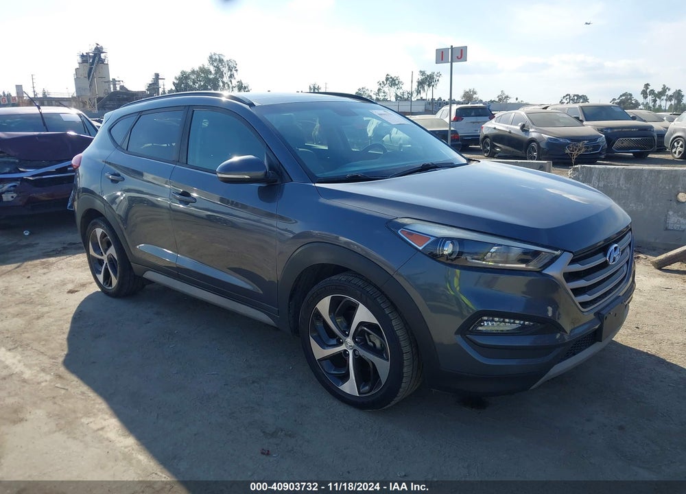 2017 HYUNDAI TUCSON VALUE VIN: KM8J33A22HU562799
