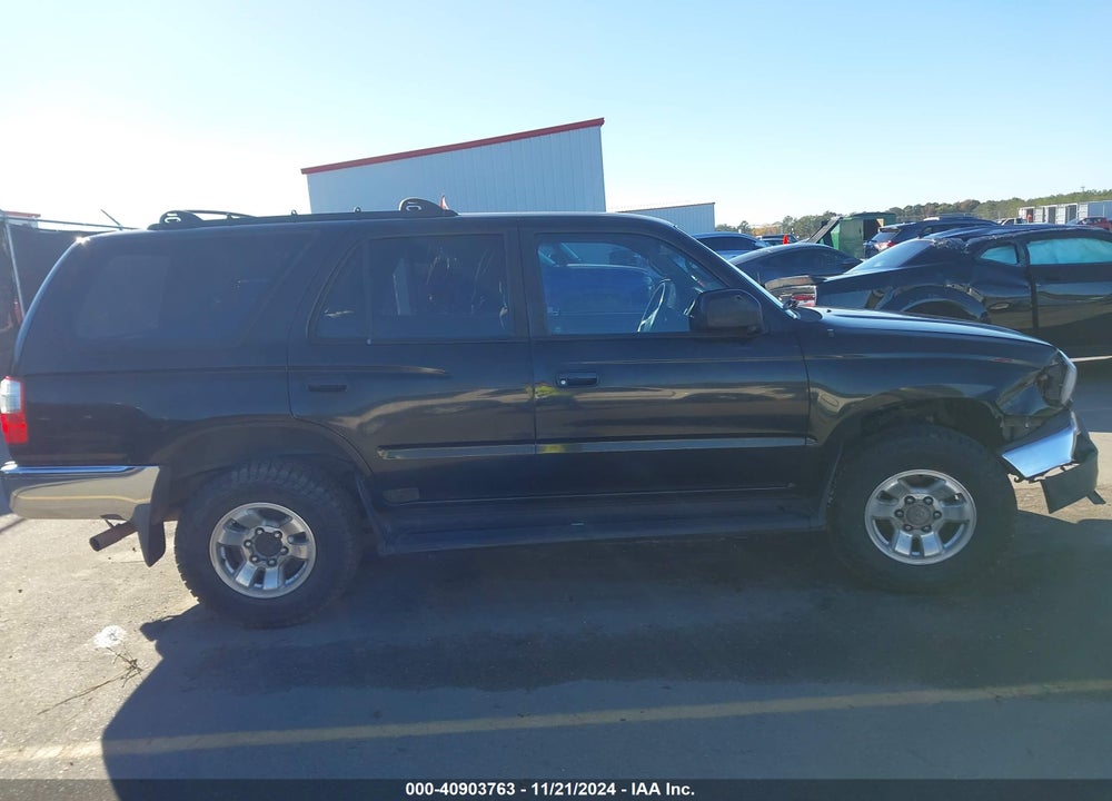 2002 TOYOTA 4RUNNER SR5 V6 VIN: JT3GN86R020249071