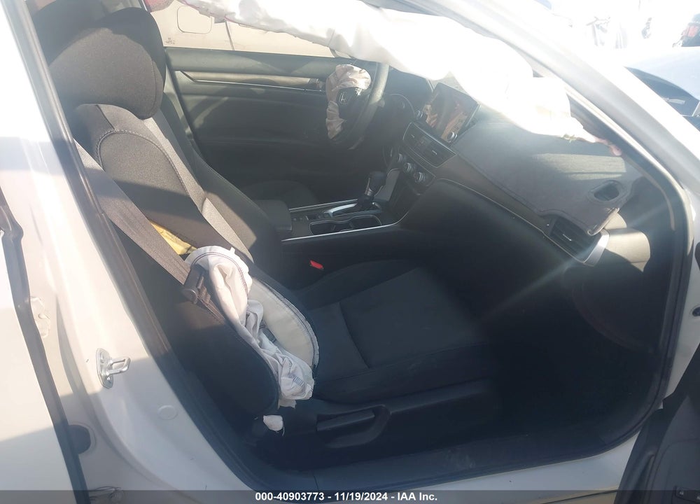 2021 HONDA ACCORD LX VIN: 1HGCV1F10MA059619
