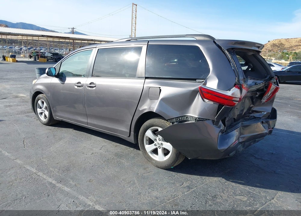 2016 TOYOTA SIENNA LE 8 PASSENGER VIN: 5TDKK3DC6GS764533