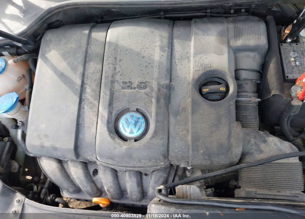 2013 VOLKSWAGEN GOLF 2.5L 4-DOOR VIN: WVWDB7AJ9DW131717