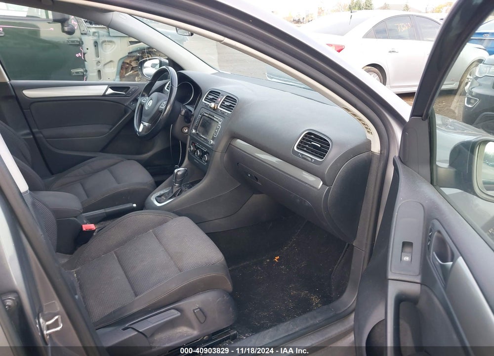 2013 VOLKSWAGEN GOLF 2.5L 4-DOOR VIN: WVWDB7AJ9DW131717