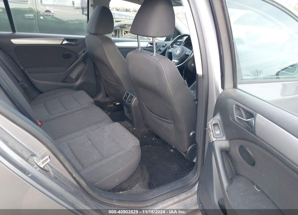 2013 VOLKSWAGEN GOLF 2.5L 4-DOOR VIN: WVWDB7AJ9DW131717