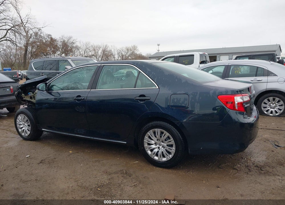 2014 TOYOTA CAMRY HYBRID LE VIN: 4T1BD1FK0EU135695