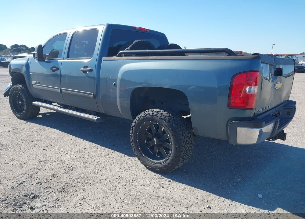 2011 CHEVROLET SILVERADO 2500HD LT VIN: 1GC1KXC89BF136880