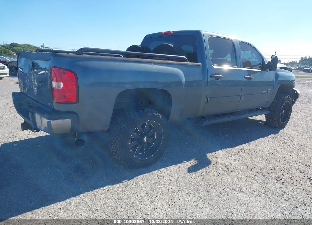 2011 CHEVROLET SILVERADO 2500HD LT VIN: 1GC1KXC89BF136880
