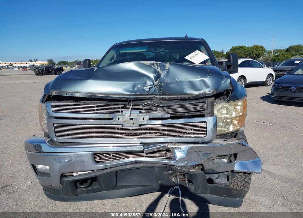 2011 CHEVROLET SILVERADO 2500HD LT VIN: 1GC1KXC89BF136880