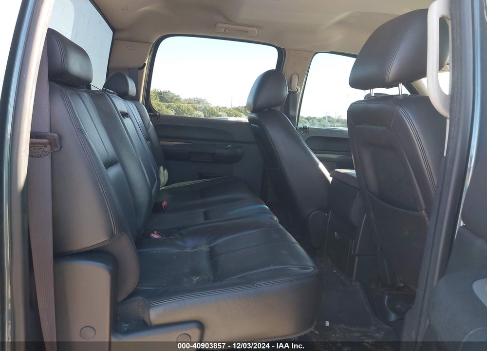 2011 CHEVROLET SILVERADO 2500HD LT VIN: 1GC1KXC89BF136880