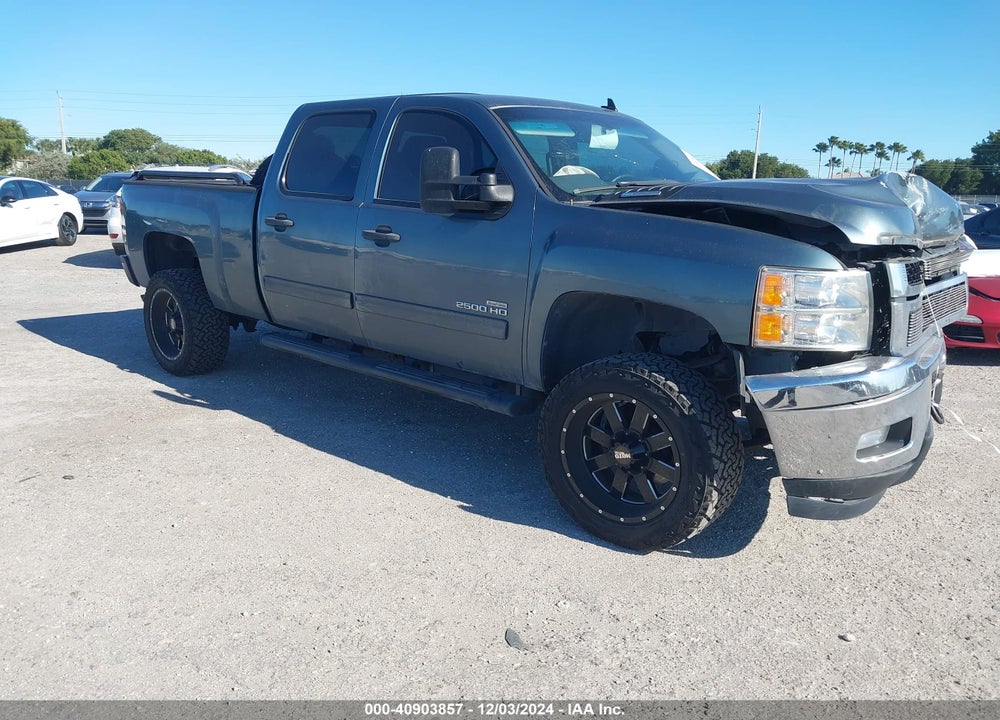 2011 CHEVROLET SILVERADO 2500HD LT VIN: 1GC1KXC89BF136880