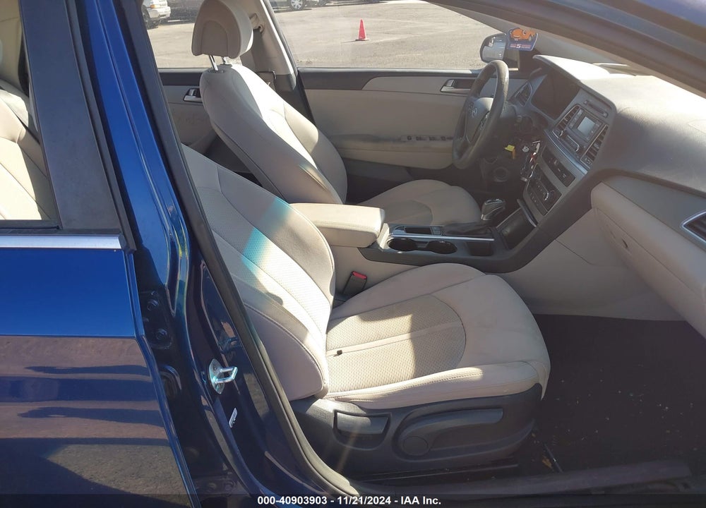 2017 HYUNDAI SONATA VIN: 5NPE24AF6HH448820