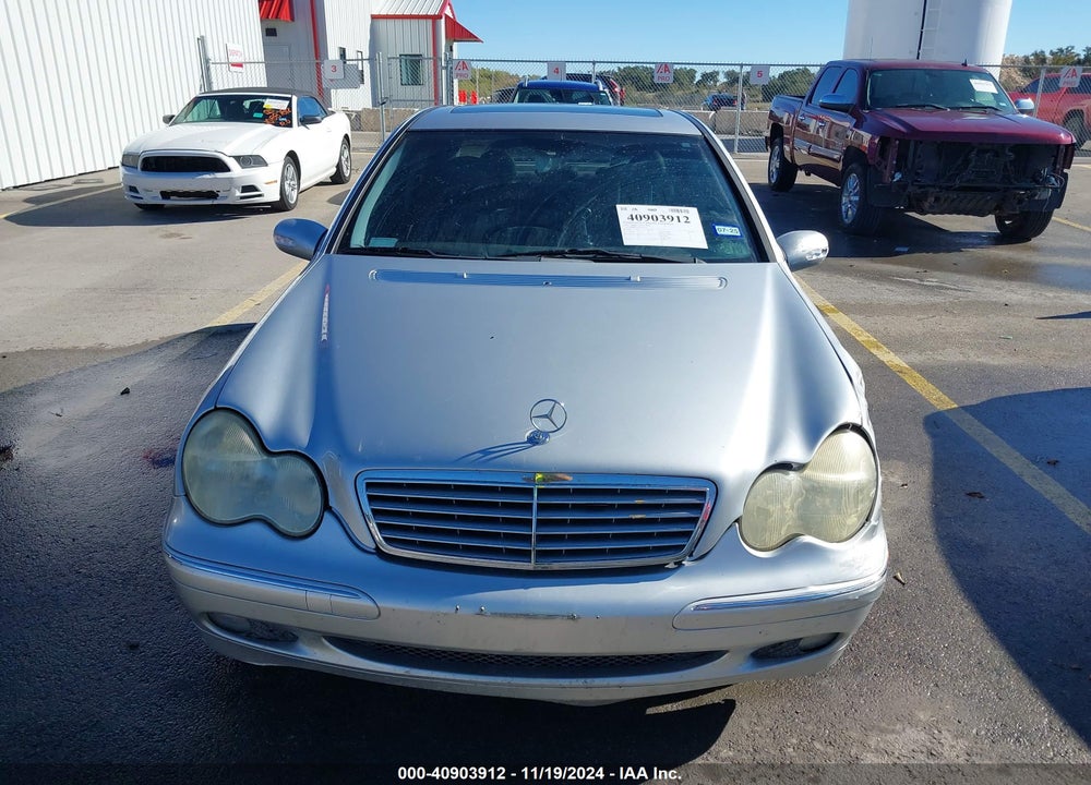 2002 MERCEDES-BENZ C 320 VIN: WDBRF64JX2E005058