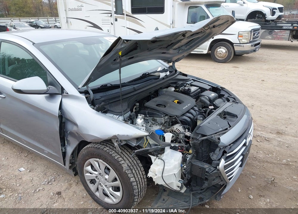 2017 HYUNDAI ELANTRA SE VIN: 5NPD74LF5HH172625