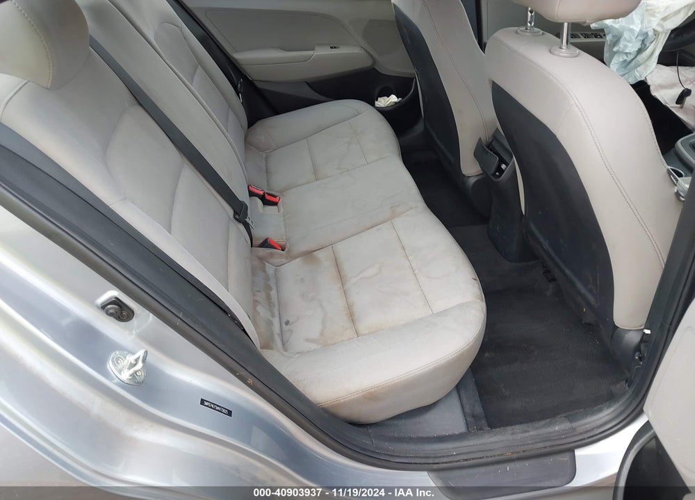 2017 HYUNDAI ELANTRA SE VIN: 5NPD74LF5HH172625