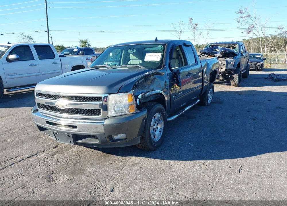 2011 CHEVROLET SILVERADO 1500 LT VIN: 1GCRCSE07BZ437351