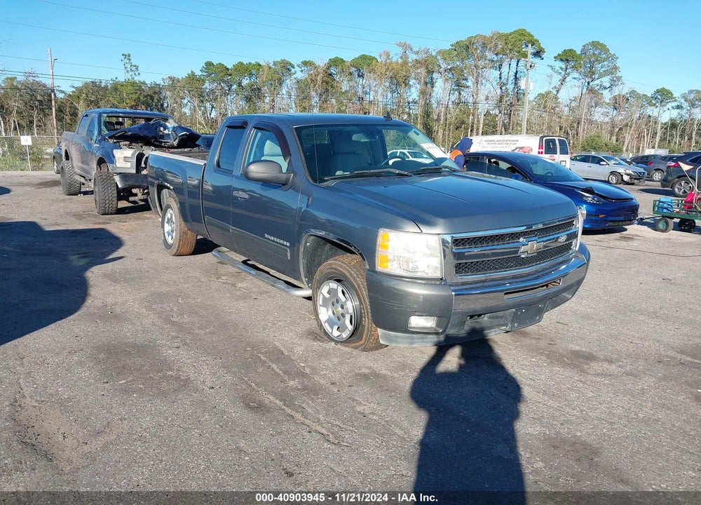 2011 CHEVROLET SILVERADO 1500 LT VIN: 1GCRCSE07BZ437351