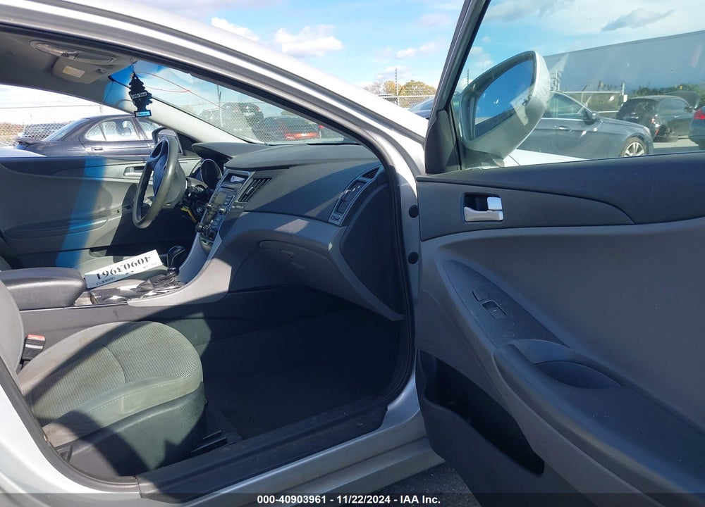 2011 HYUNDAI SONATA GLS VIN: 5NPEB4AC5BH063732